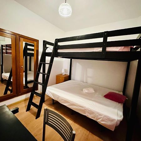 Punta Me Rooms Near The Gran Via Madrid Extérieur photo