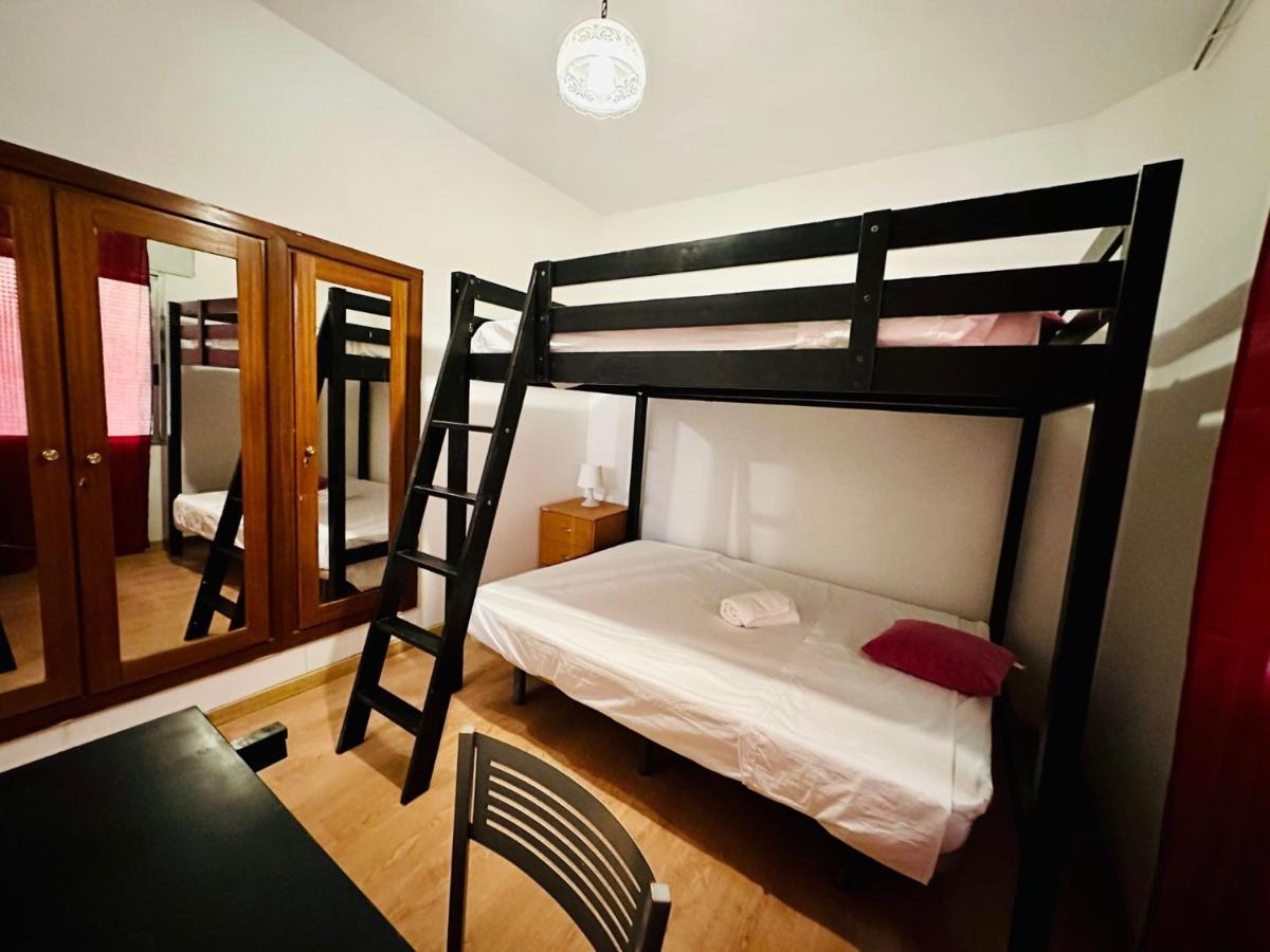 Punta Me Rooms Near The Gran Via Madrid Extérieur photo